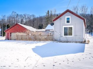 211 E Appleton St, Glenbeulah, WI 53023