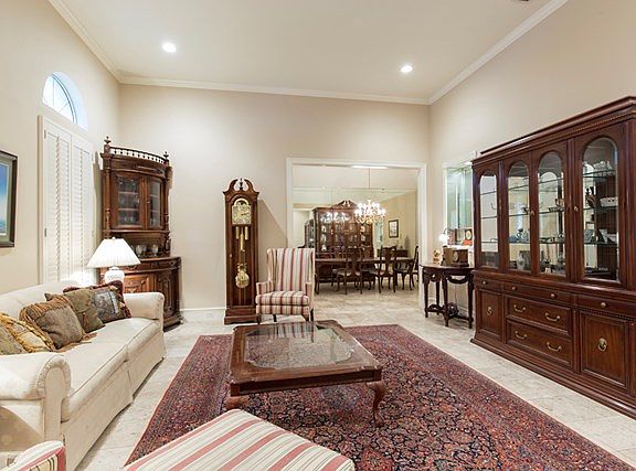 5th image of 204 Water Lilly Ave