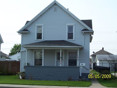 421 W 8th St, Mishawaka, IN, 46544