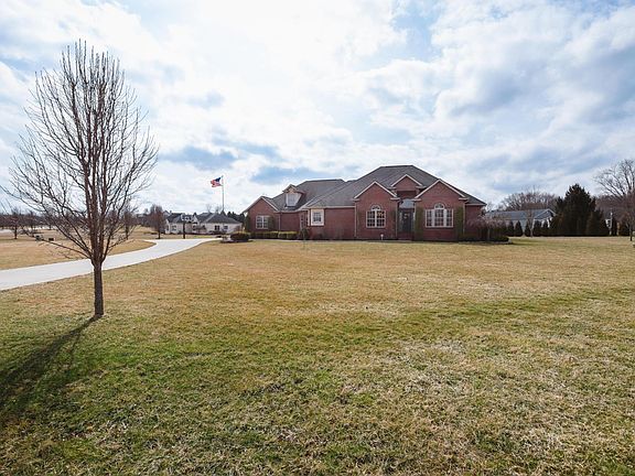 3rd image of 3929 Mulligan Dr NW