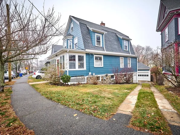 48 Grant Rd, Swampscott, MA 01907