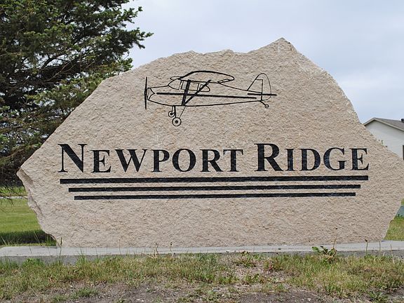 2nd image of 317 Newport Pkwy