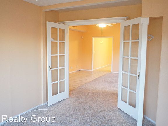 5th image of 744 Whispering Palms Dr