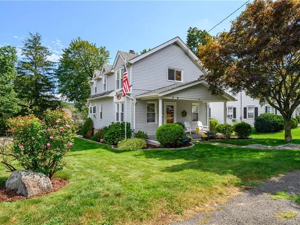 81 Knickerbocker Avenue, Stamford, CT 06907