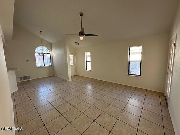 3rd image of 1941 Lyman Dutton Cir