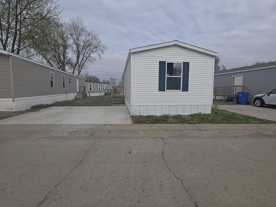 1st image of 833 E Duke St Lot 23