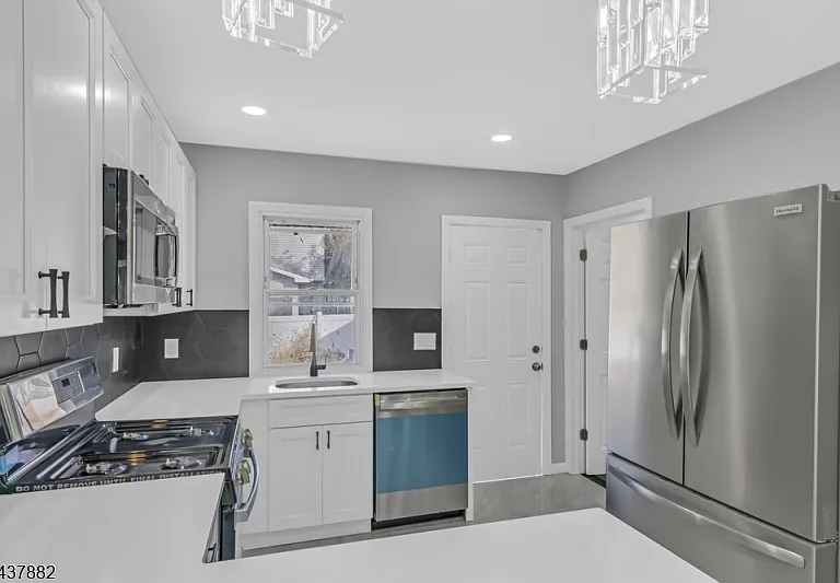 2617 Grasselli Ave — Photo 5