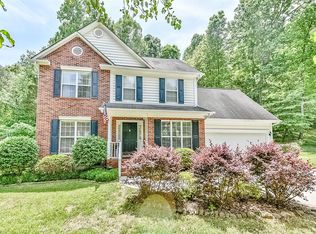 7242 Hunters Bluff Dr, Denver, NC 28037