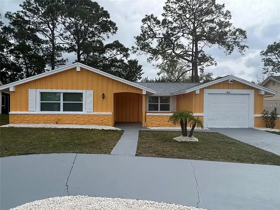 8414 Clover Hill Loop