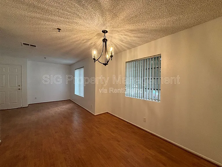 403 Porter St #2 — Photo 4