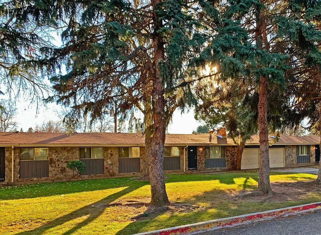 Magnolia Apartments — Photo 4