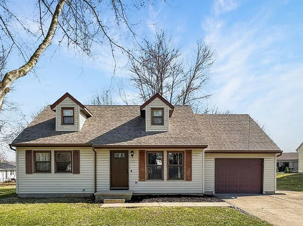 1055 Saint Felix Dr, Huntington, IN 46750