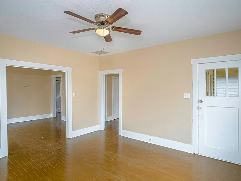 1101 Gibbs St — Photo 10