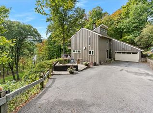 13 Kings Point Ln, Washingtonville, NY 10992