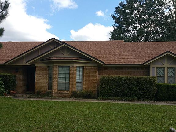 3rd image of 1013 Haynes Ct
