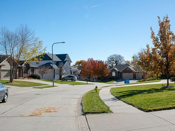 5th image of 2804 John St