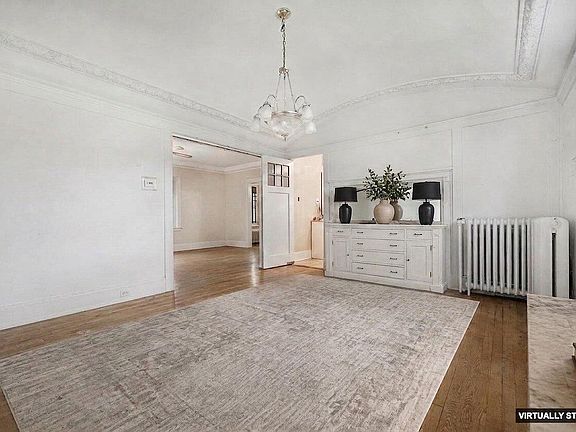 4th image of 220 FOREST AVENUE