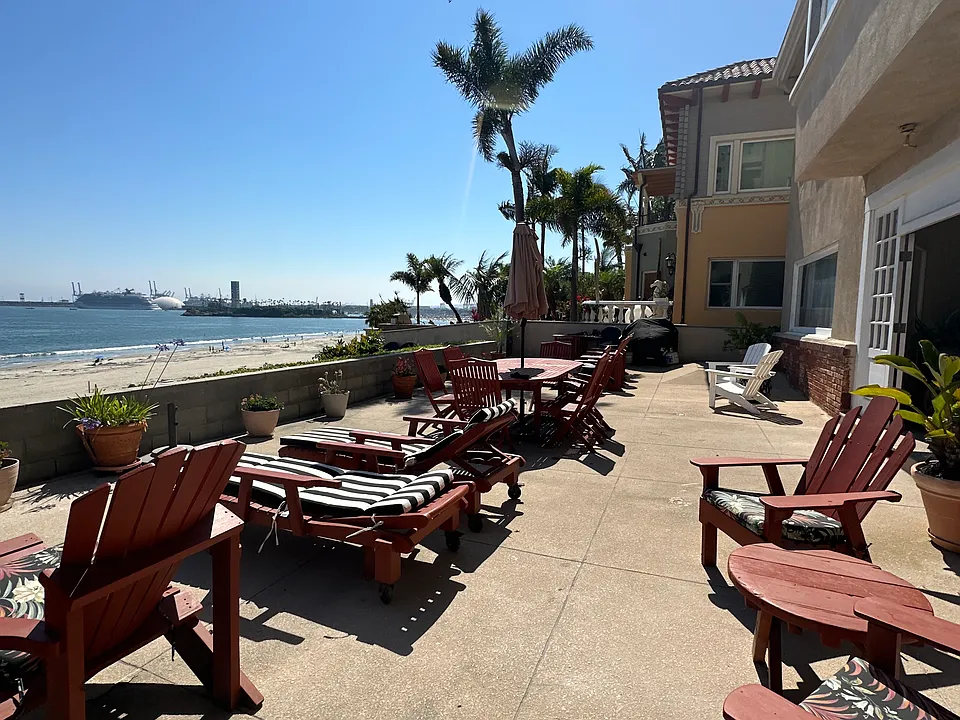 1616 E Ocean Blvd #9