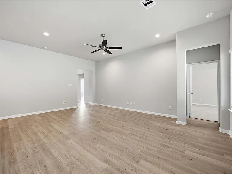 3919 Sugardale St — Photo 5