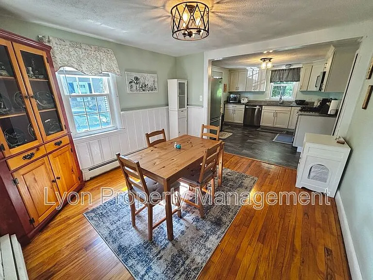 140 Long View Dr — Photo 14