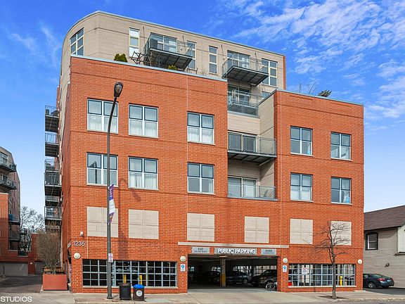 2nd image of 1236 Chicago Ave APT 311