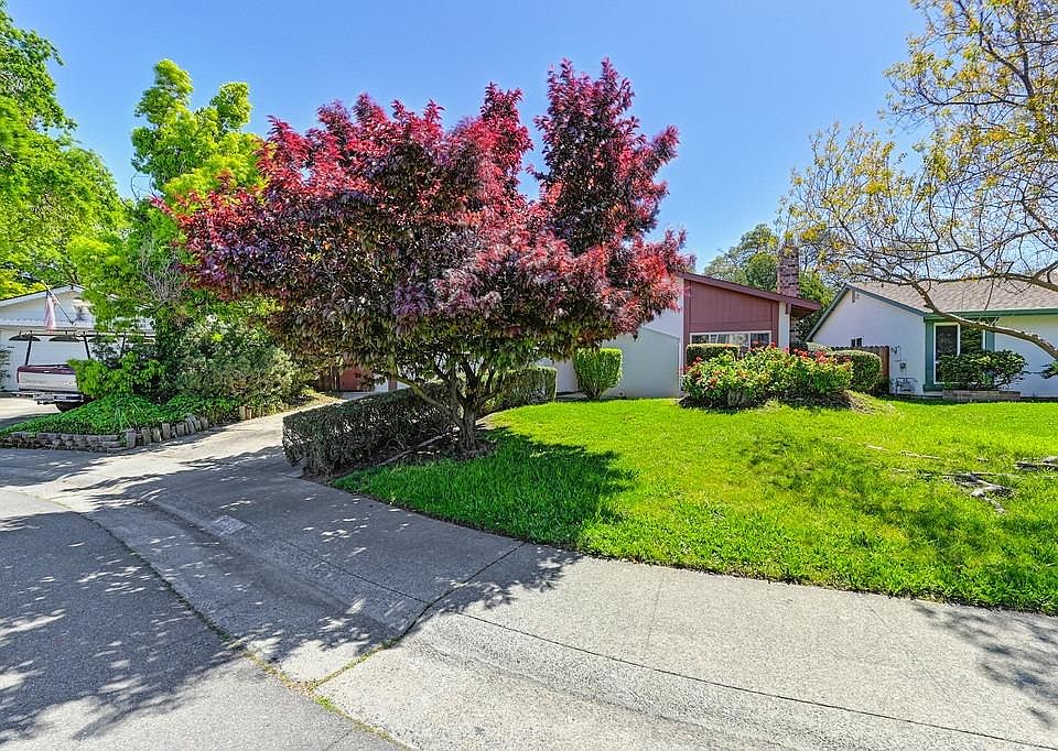 1st image of 9684 Elmira Cir