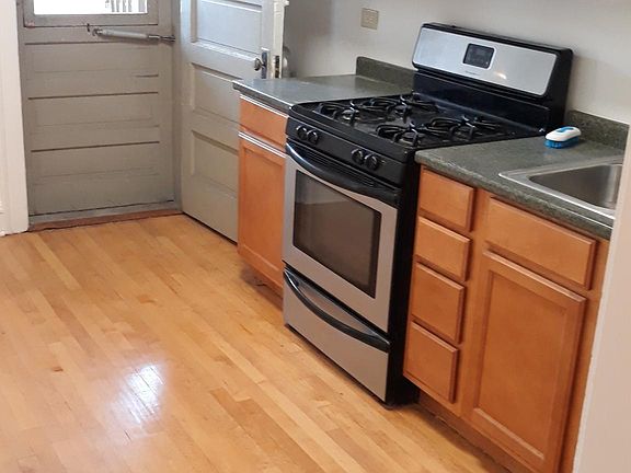 5th image of 2632 W Winnemac Ave #2W
