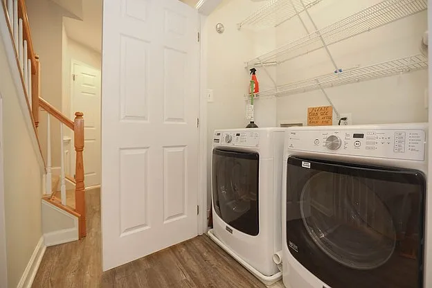 722 Capitol Square Pl SW — Photo 28