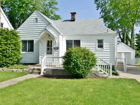 405 E Jackson St, Morton, IL 61550