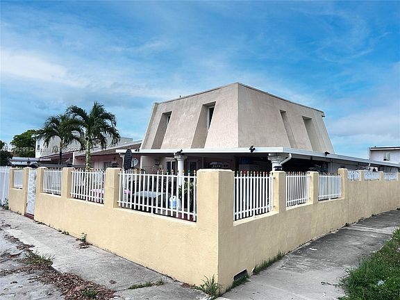 4th image of 4549 NW 190th St