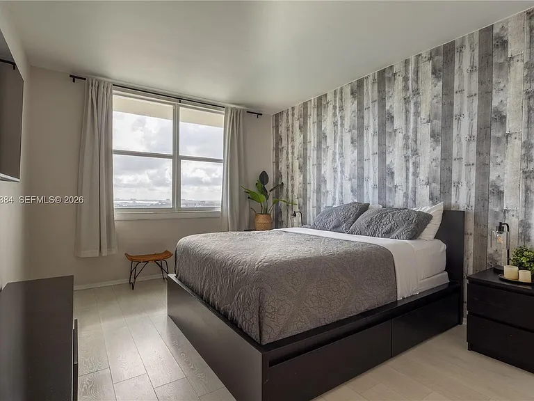 300 Bayview Dr #2114 — Photo 11