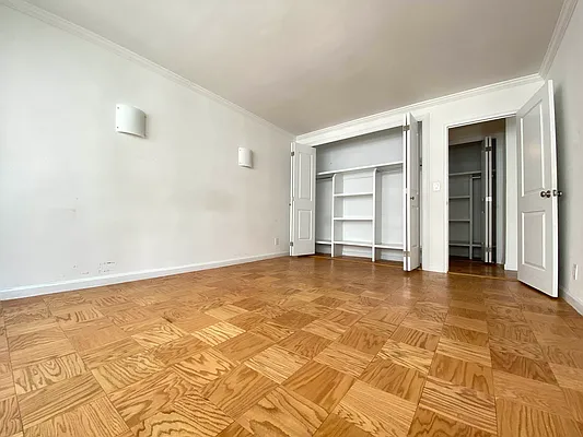 Rented by Bond New York | media 4