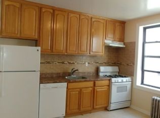 2562 41st St APT 4A, Astoria, NY 11103