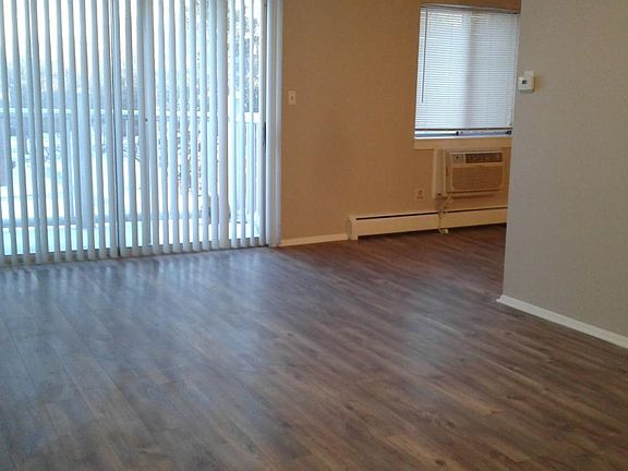 Living Room & Dining Area