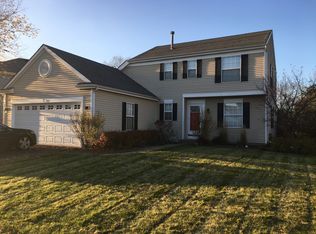 12 Buchanan Ln, Streamwood, IL