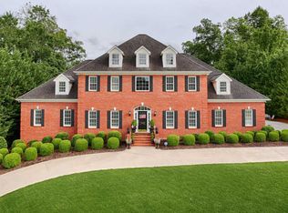 142 Center Park Ln, Oak Ridge, TN 37830