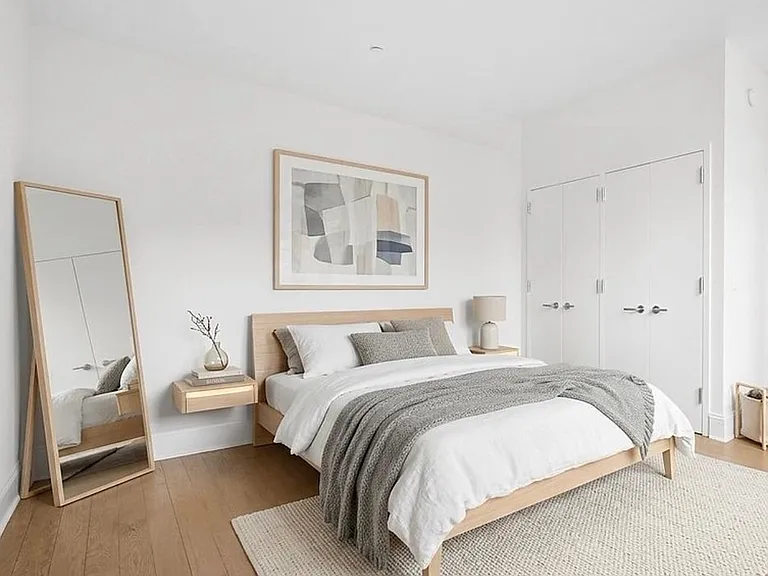 15 Park Row #4A — Photo 1