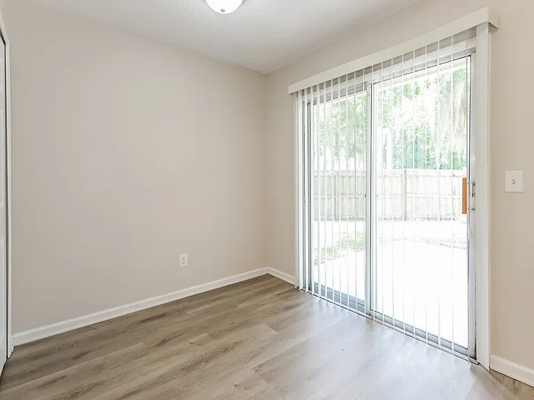 11846 Marabou Ct N — Photo 6