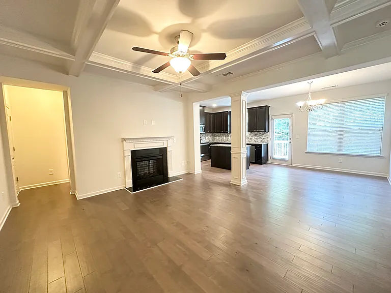 1780 Paxton Dr — Photo 7
