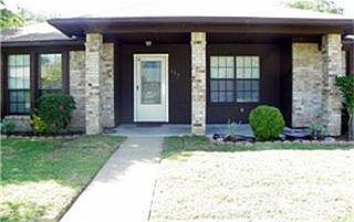 2nd image of 117 Bellwood Dr