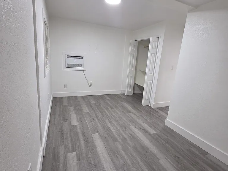 7115 Dellwood Dr #M — Photo 10