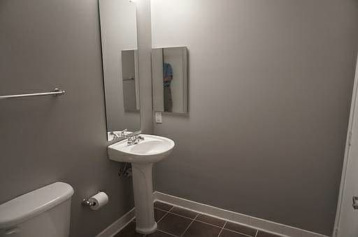 3rd image of 1010 Central Ave APT 434