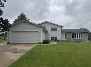 137 24th Ave, Monroe, WI 53566