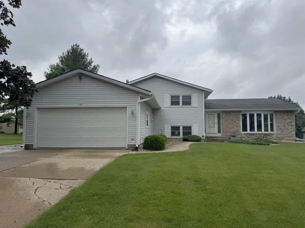 137 24th Avenue, Monroe, WI 53566