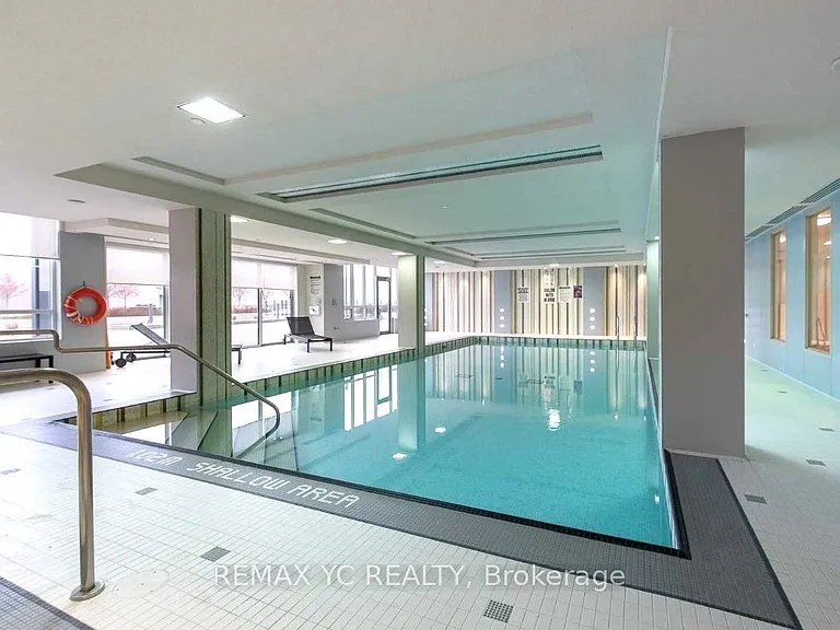 7165 Yonge St #1007 — Photo 22