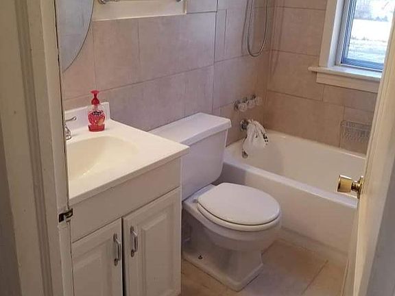 4th image of 6705 Torlina Dr
