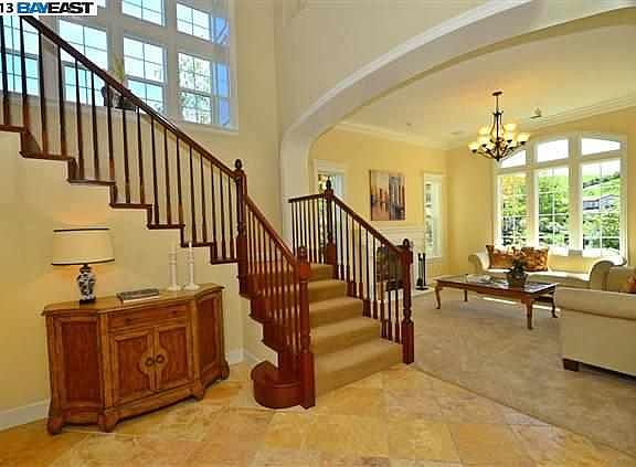 3rd image of 5731 Dakin Ct