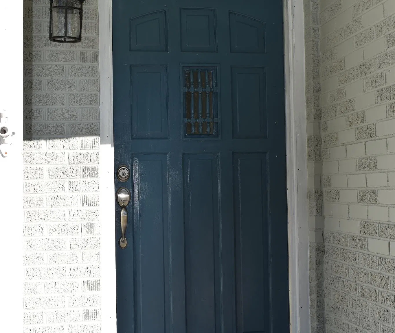 2 bed, 876 sqft, $1,550 — Photo 2