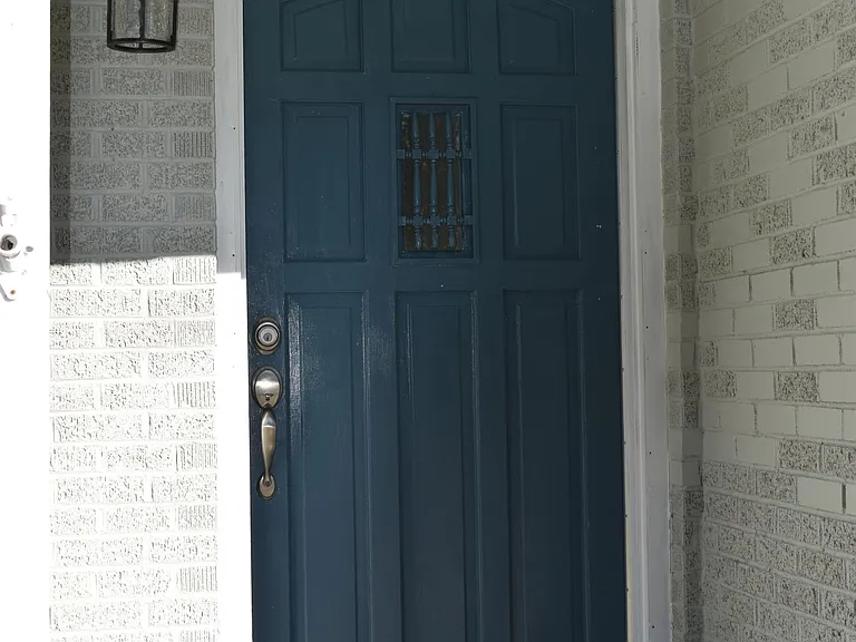 980 W Lawson St — Photo 2