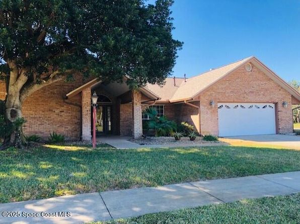2372 Windham Dr